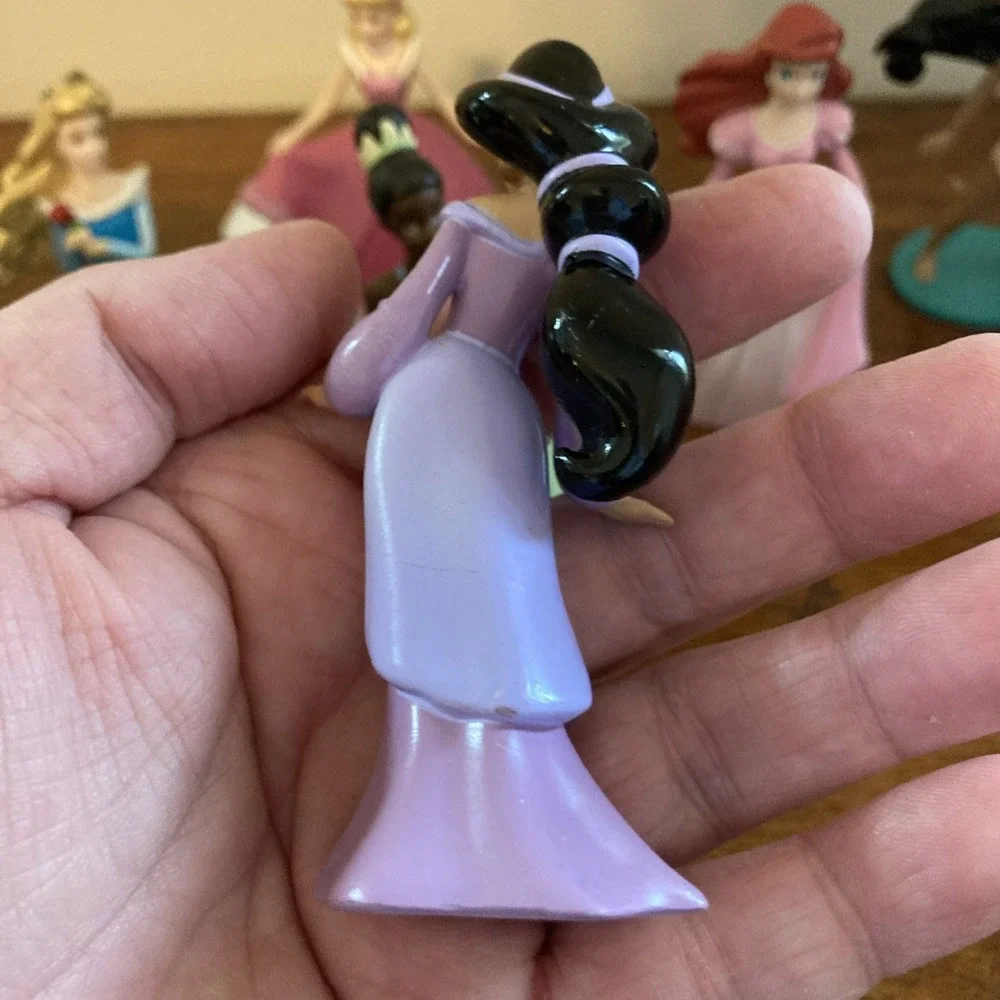 DISNEY STORE Princess PVC Figure Lot of 8 Cake Toppers